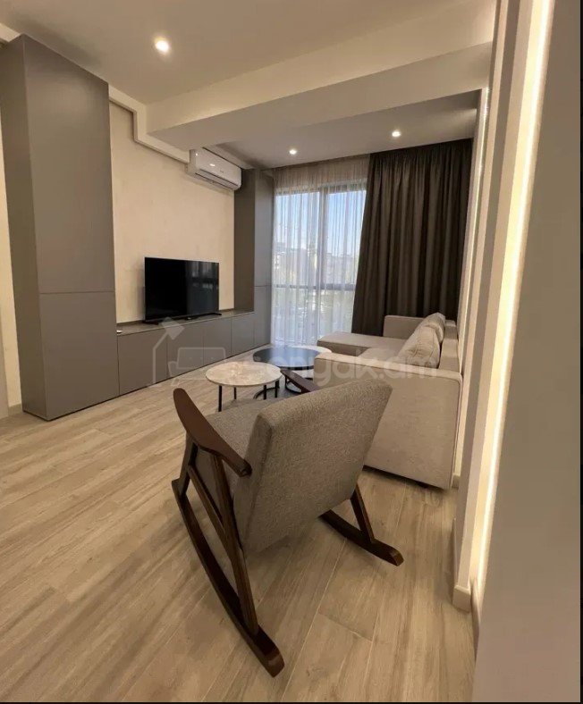 2 Սենյականոց Բնակարան Նորակառույցում, 52քմ, 5/18 հարկ, Դիզայներական Վերանորոգված, Կահավորված