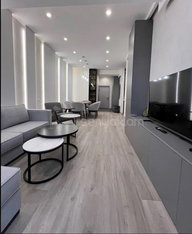 2 Սենյականոց Բնակարան Նորակառույցում, 52քմ, 5/18 հարկ, Դիզայներական Վերանորոգված, Կահավորված