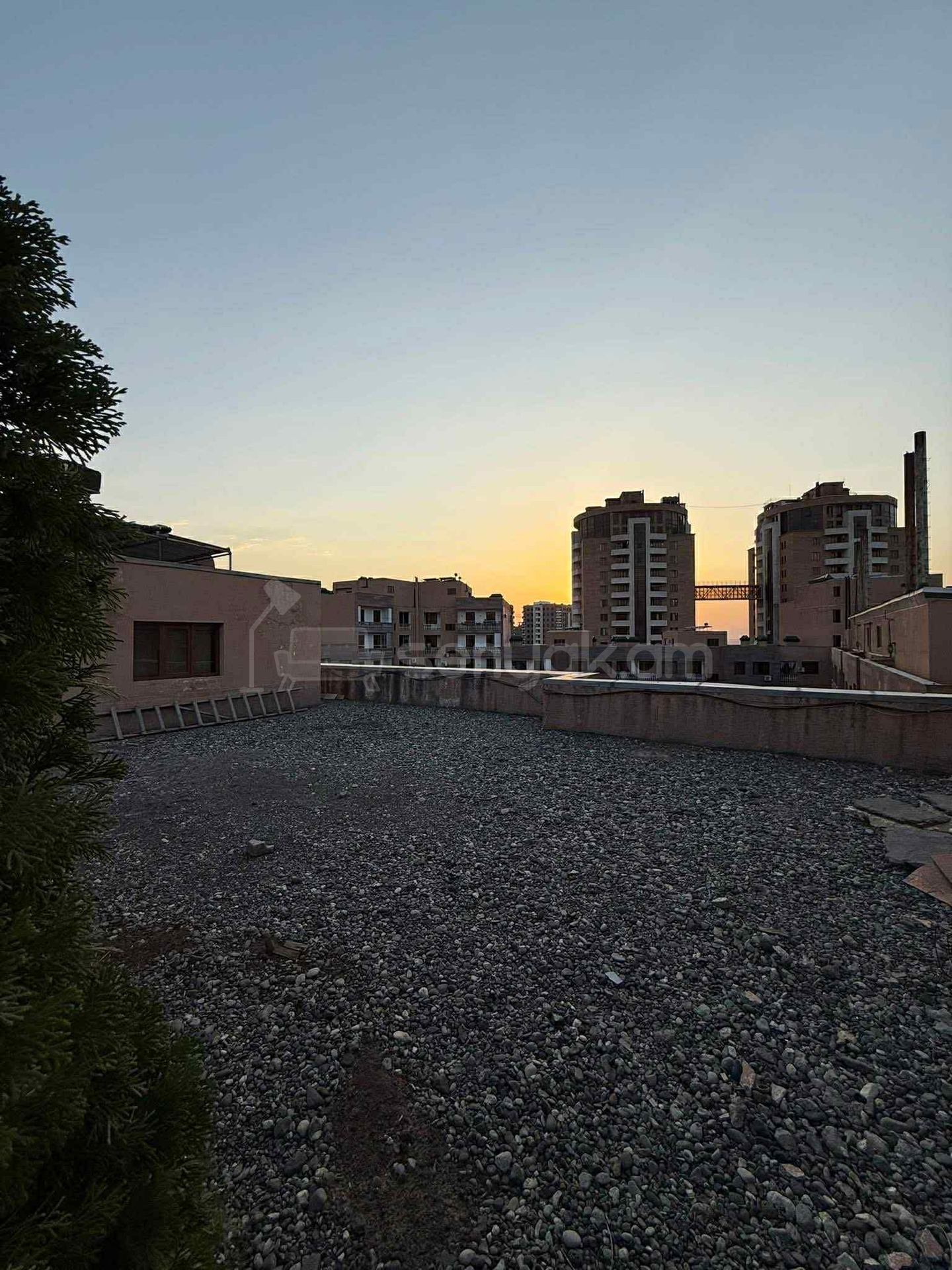 4 Սենյականոց Բնակարան Նորակառույցում, 222քմ, 9/9 հարկ, Դիզայներական Վերանորոգված