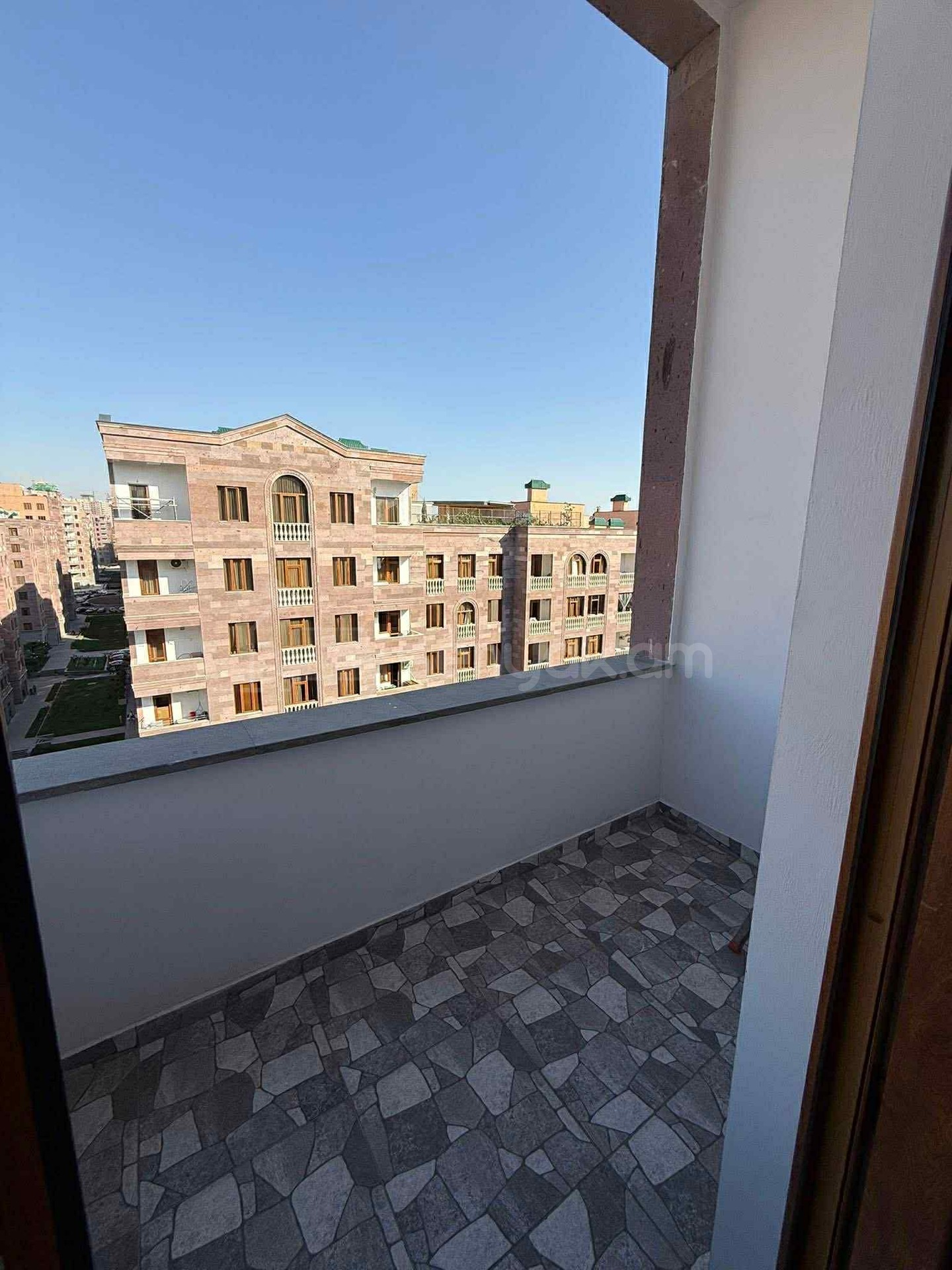 4 Սենյականոց Բնակարան Նորակառույցում, 222քմ, 9/9 հարկ, Դիզայներական Վերանորոգված