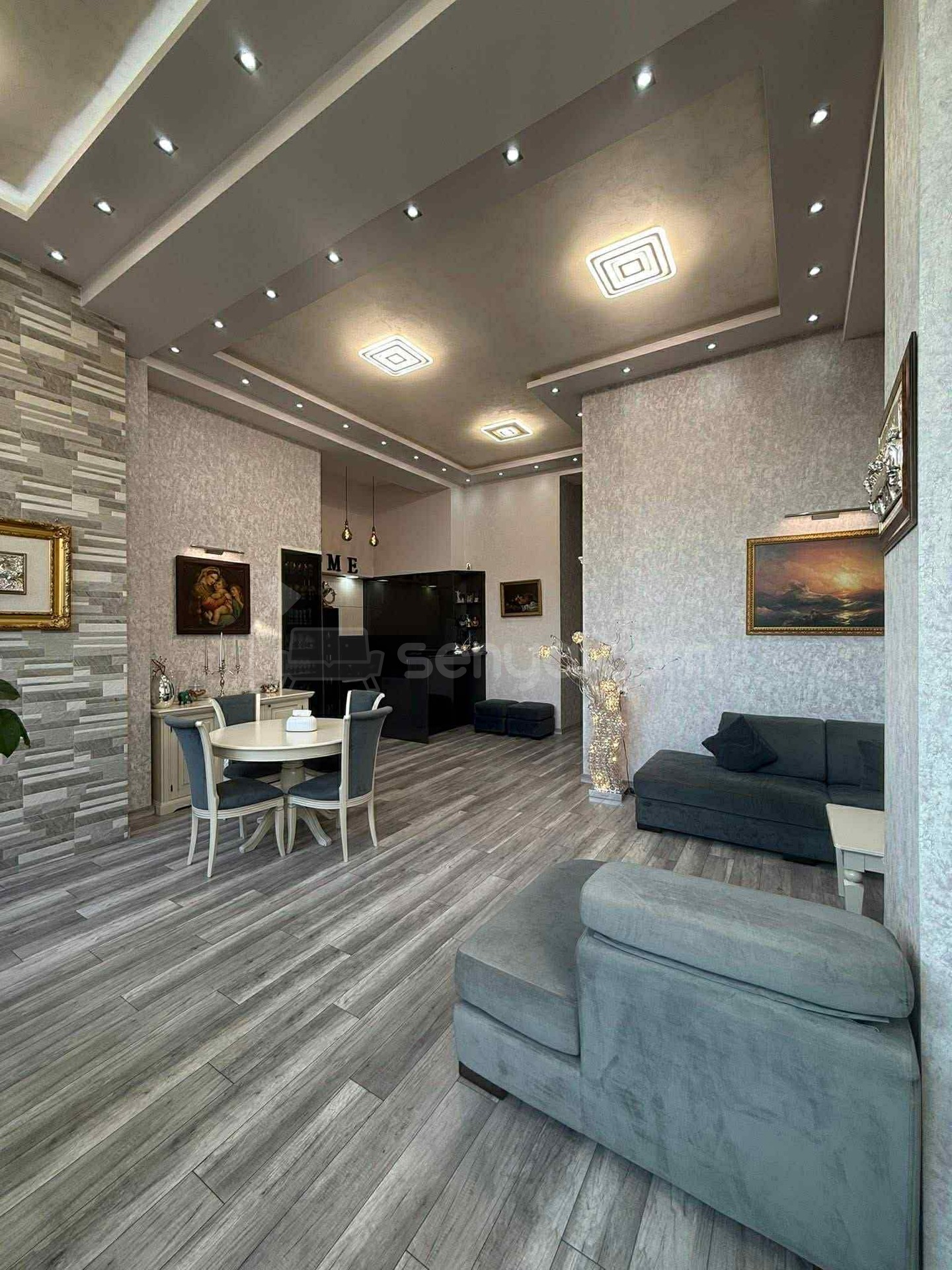 4 Սենյականոց Բնակարան Նորակառույցում, 222քմ, 9/9 հարկ, Դիզայներական Վերանորոգված