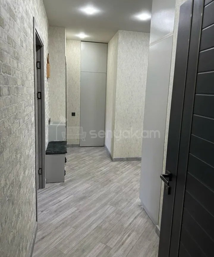 2 Սենյականոց Բնակարան, 65քմ, 3/9 հարկ, Կապիտալ Վերանորոգված