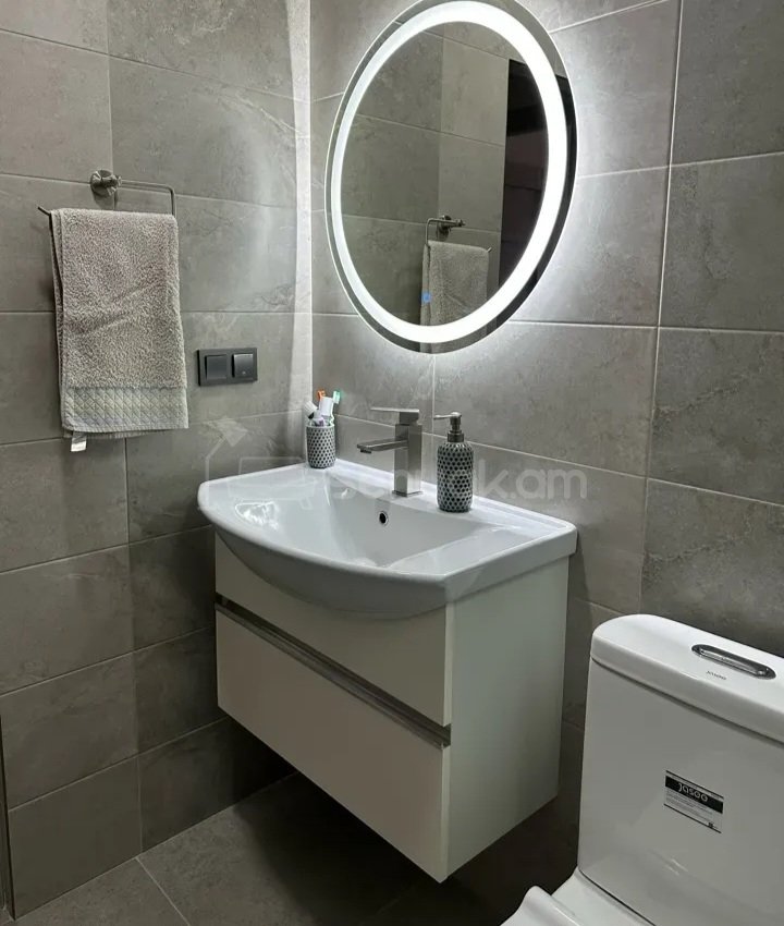 2 Սենյականոց Բնակարան, 65քմ, 3/9 հարկ, Կապիտալ Վերանորոգված