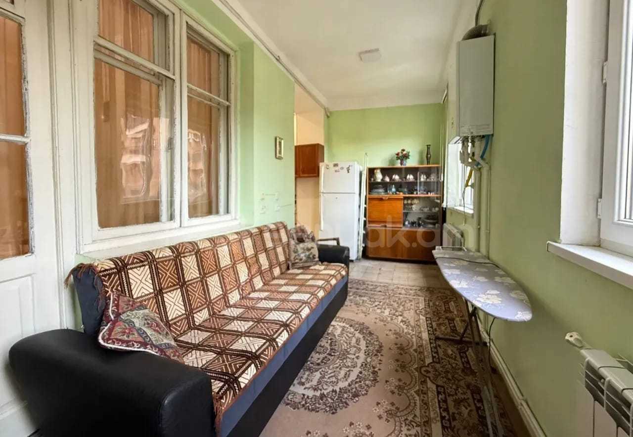 2 Սենյականոց Բնակարան Քարե Շենքում, 64քմ, 5/5 հարկ, Կոսմետիկ Վերանորոգված