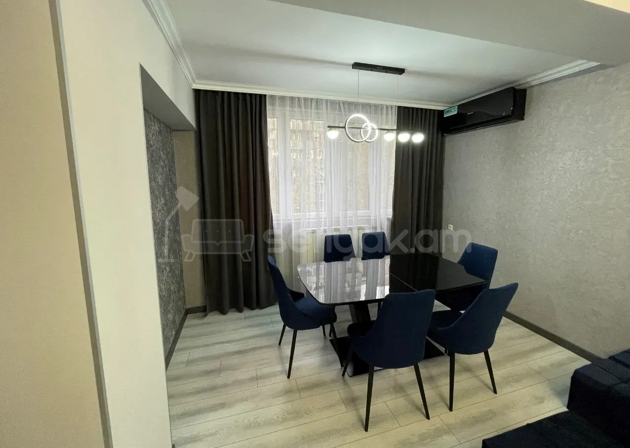 2 Սենյականոց Բնակարան, 65քմ, 4/9 հարկ, Դիզայներական Վերանորոգված, Կահավորված, Արևկող