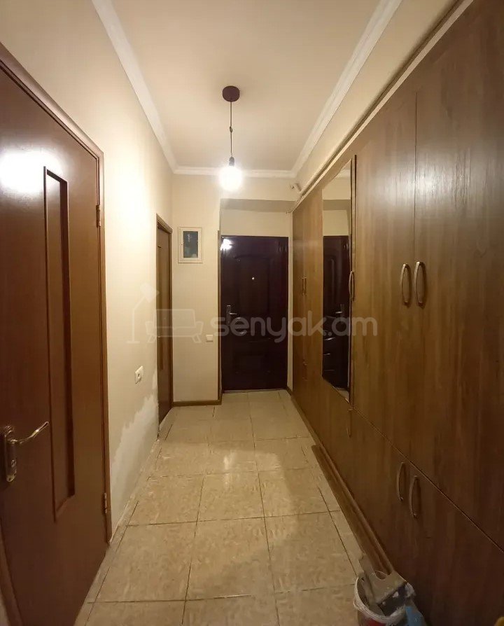 1 Սենյականոց Բնակարան Քարե Շենքում, 48քմ, 1/5 հարկ, Կապիտալ Վերանորոգված