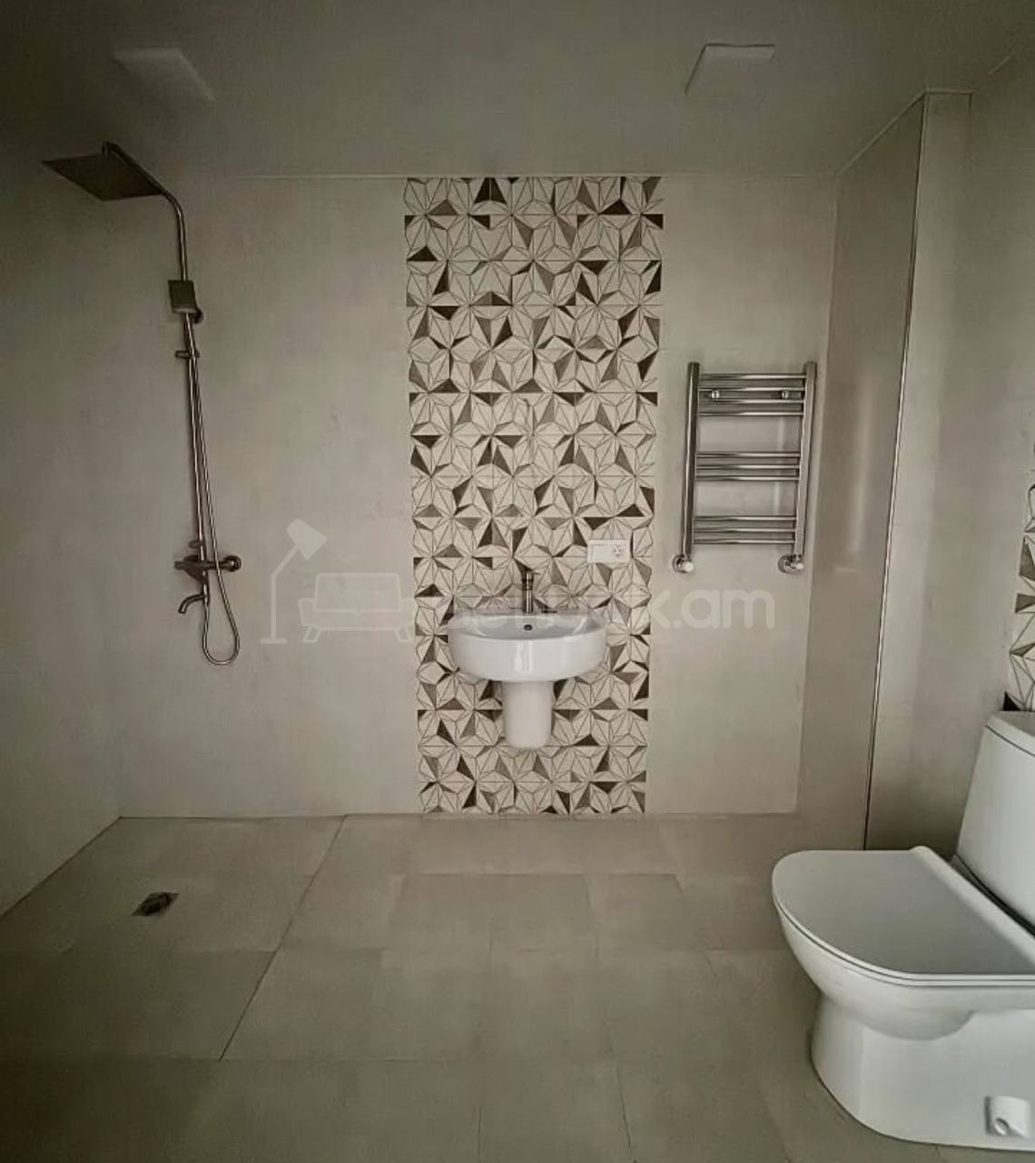 2 Սենյականոց Բնակարան, 72քմ, 4/16 հարկ, Զրոյական Վիճակում