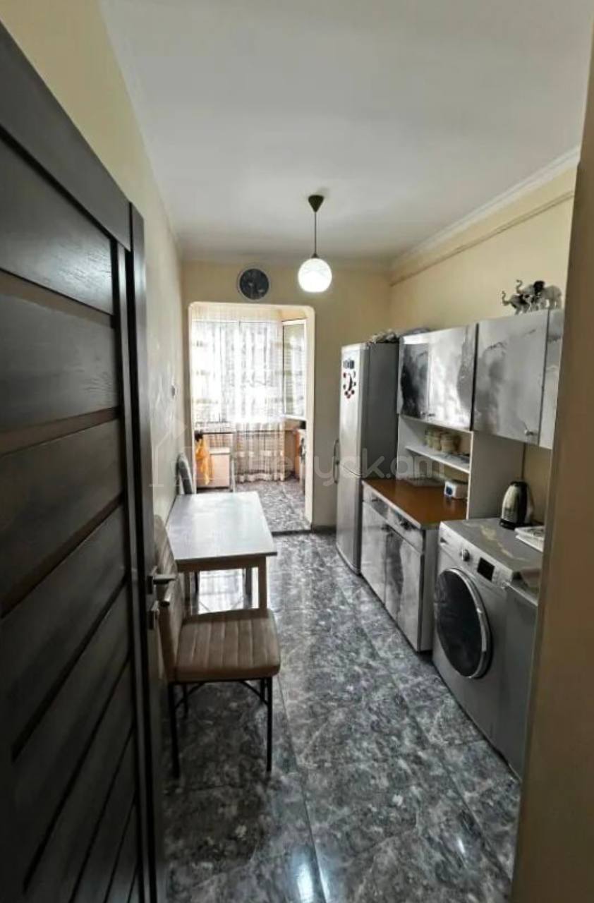 2 Սենյականոց Բնակարան, 67քմ, 2/9 հարկ, Կոսմետիկ Վերանորոգված