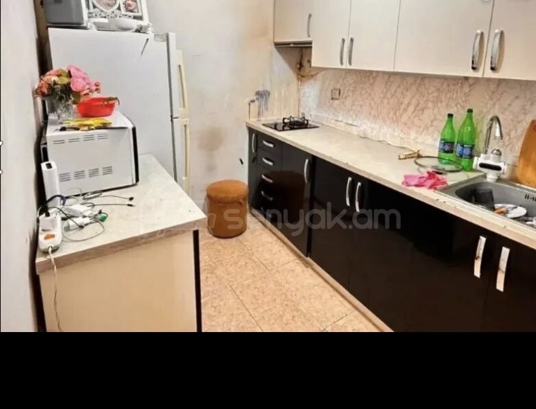 3 Սենյականոց Բնակարան, 55քմ, 8/9 հարկ, Նորմալ Վիճակում