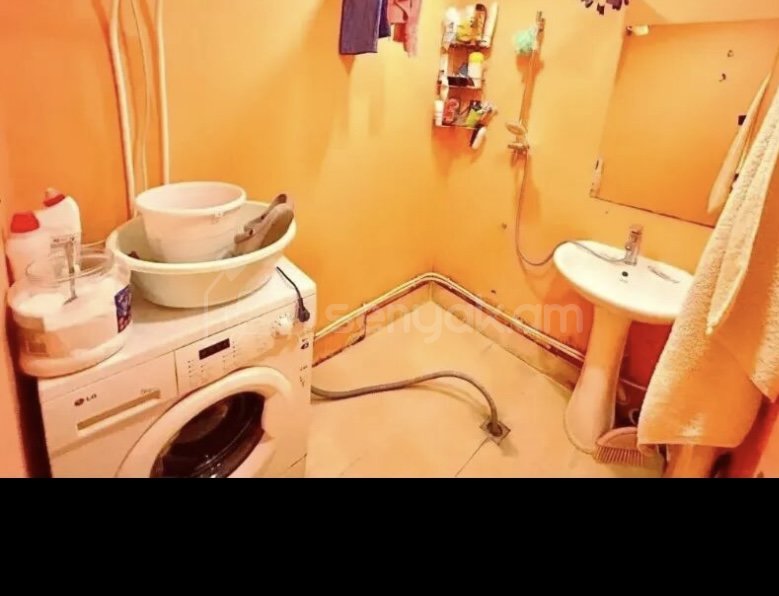 3 Սենյականոց Բնակարան, 55քմ, 8/9 հարկ, Նորմալ Վիճակում