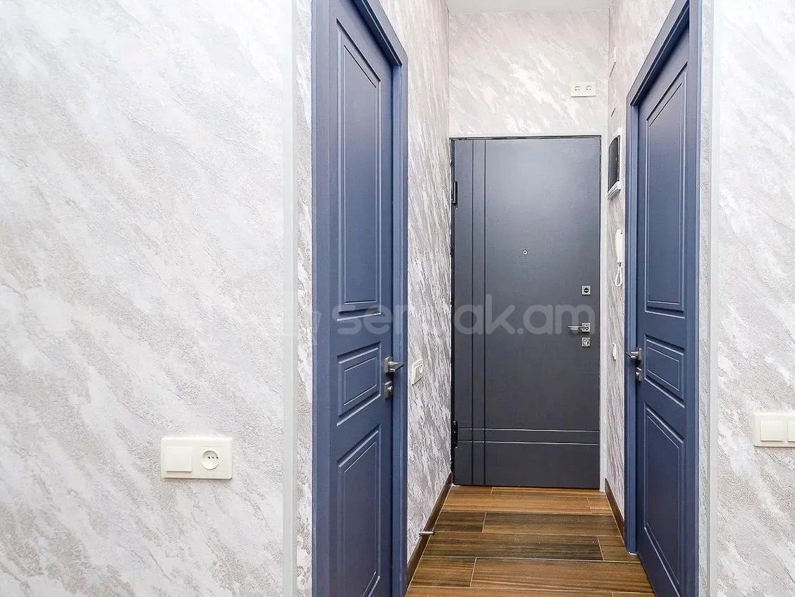 3 Սենյականոց Բնակարան Քարե Շենքում, 85քմ, 2/5 հարկ, Կապիտալ Վերանորոգված, Կահավորված, Արևկող