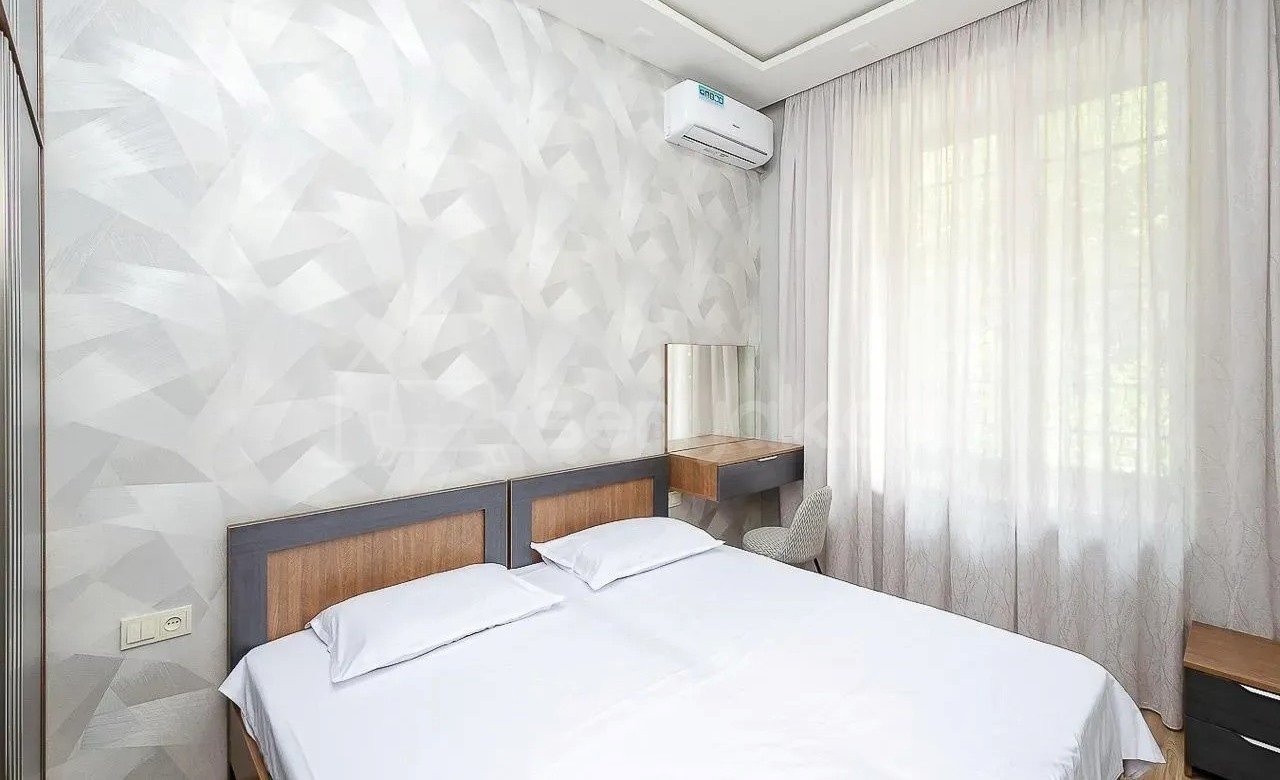 3 Սենյականոց Բնակարան Քարե Շենքում, 85քմ, 2/5 հարկ, Կապիտալ Վերանորոգված, Կահավորված, Արևկող