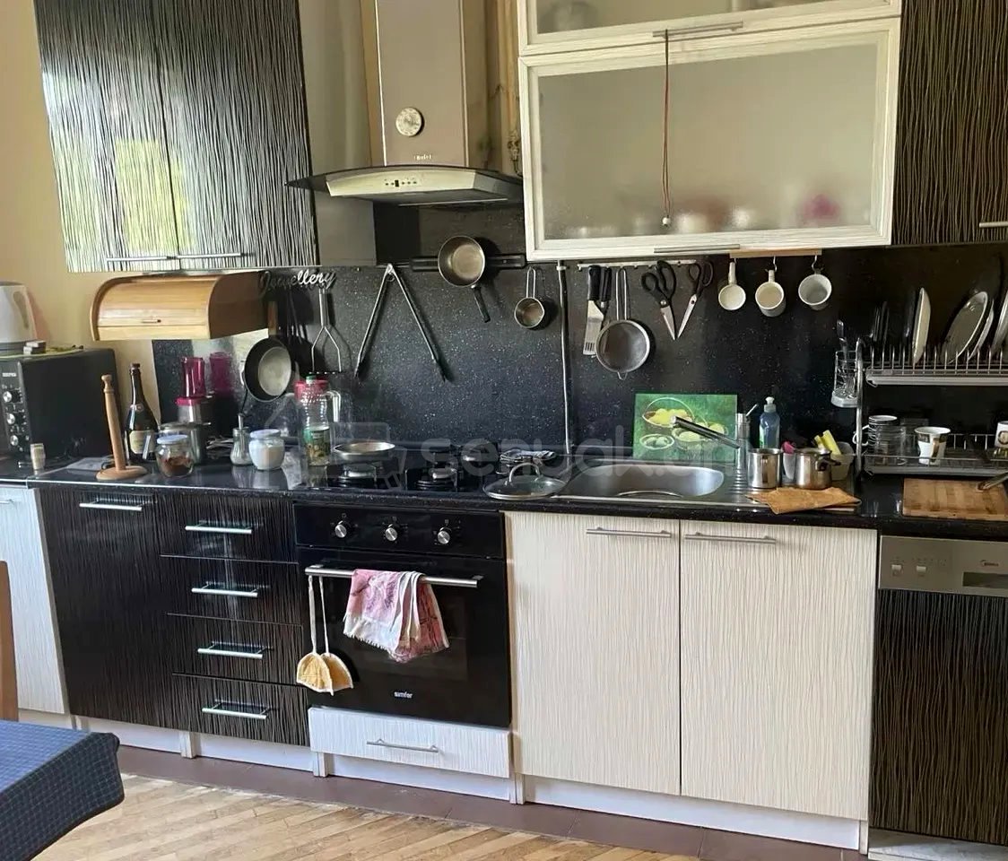 4 Սենյականոց Սեփական Տուն, 99քմ, Կապիտալ Վերանորոգված, Ավտոտնակով