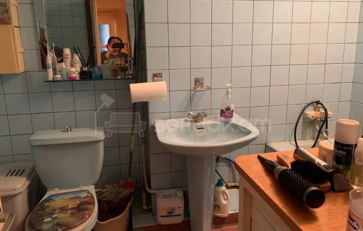 3 Սենյականոց Բնակարան, 65քմ, 8/9 հարկ, Պետական Վիճակում, Կահավորված