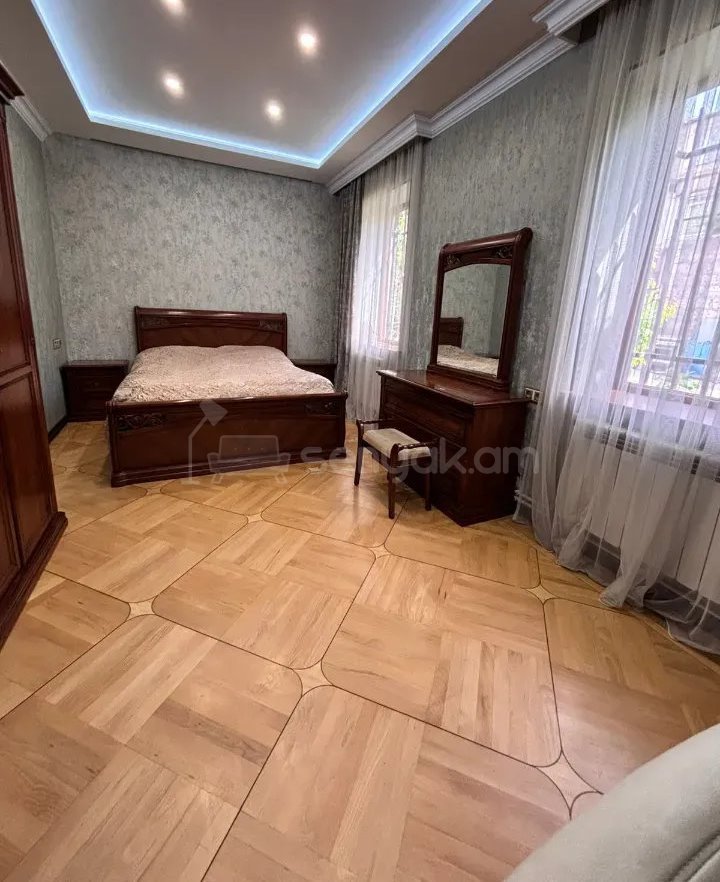 4 Սենյականոց Շքեղ Առանձնատուն, 163քմ, Ավտոտնակով