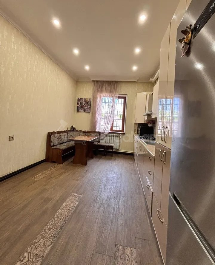 4 Սենյականոց Շքեղ Առանձնատուն, 163քմ, Ավտոտնակով