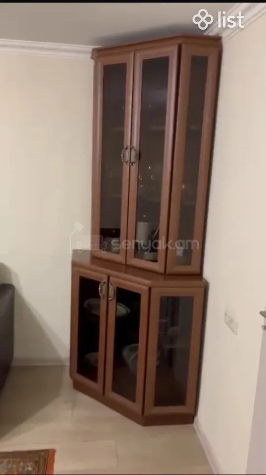 2 Սենյականոց Բնակարան Քարե Շենքում, 55քմ, 2/2 հարկ, Նորմալ Վիճակում, Կահավորված, Արևկող