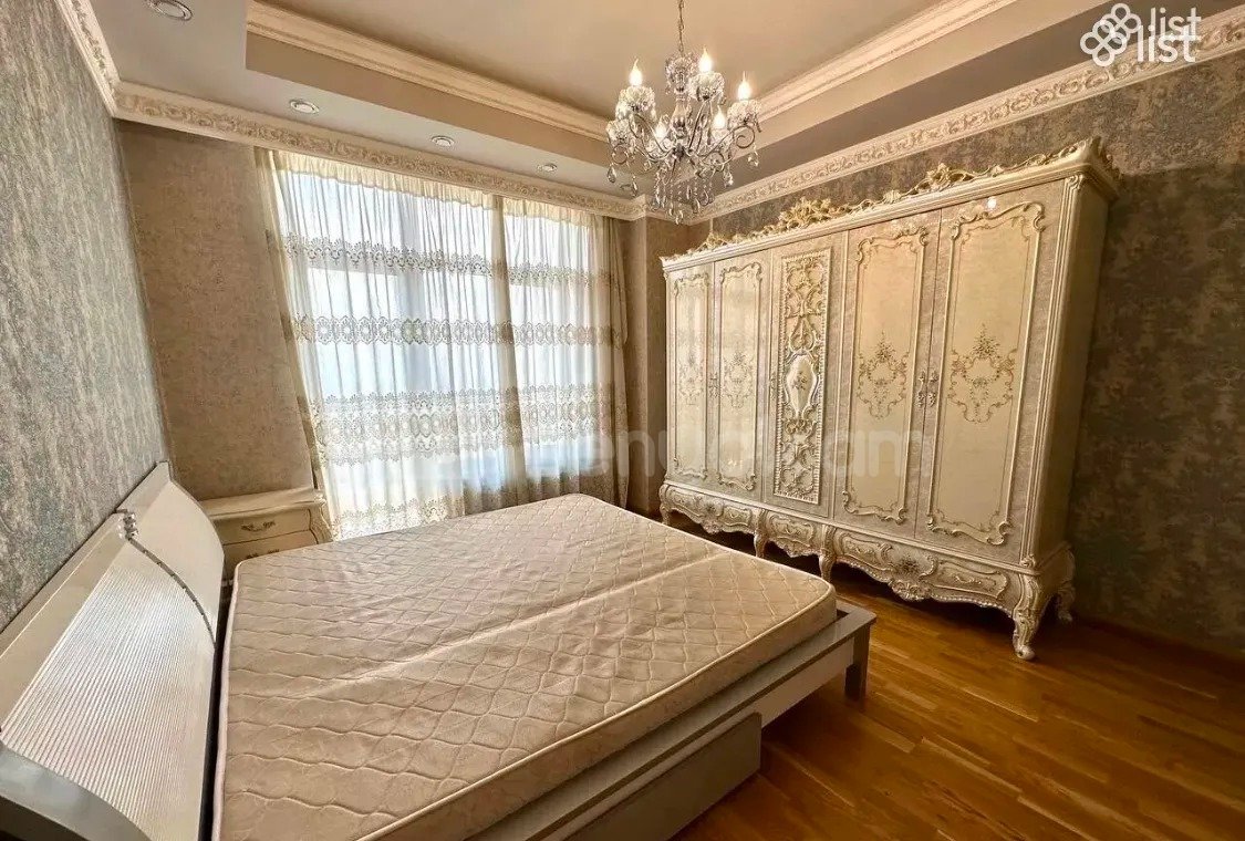 4 Սենյականոց Բնակարան Նորակառույցում, 146քմ, 13/15 հարկ, Դիզայներական Վերանորոգված