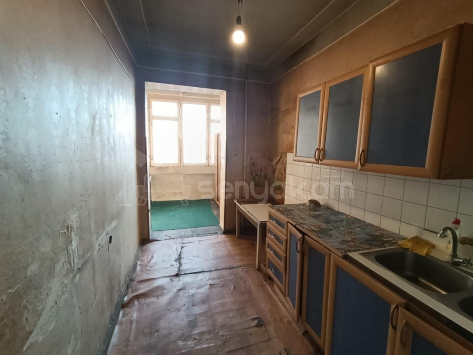 3 Սենյականոց Բնակարան, 72քմ, 4/9 հարկ, Նորմալ Վիճակում, Կահավորված, Արևկող