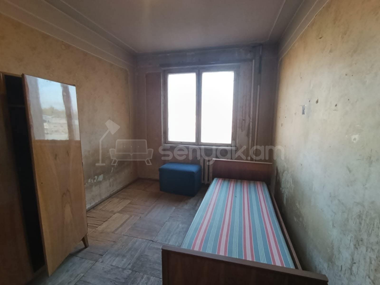 3 Սենյականոց Բնակարան, 72քմ, 4/9 հարկ, Նորմալ Վիճակում, Կահավորված, Արևկող