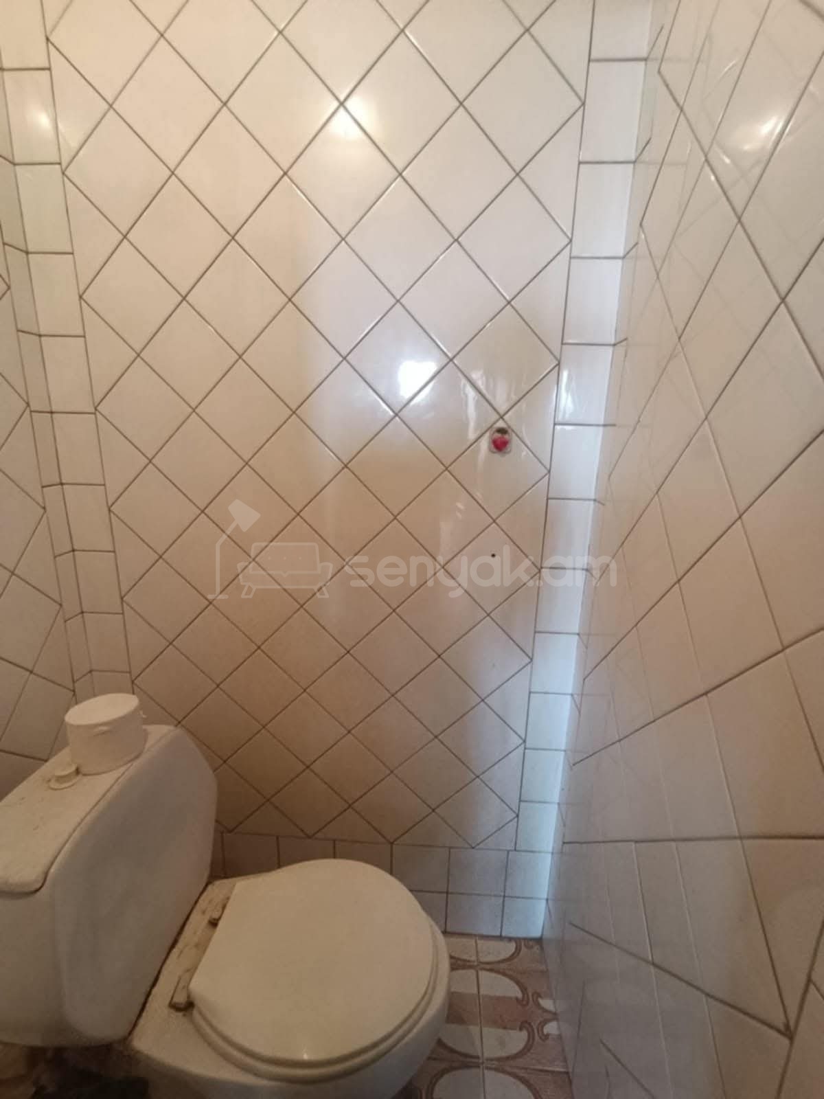 3 Սենյականոց Բնակարան, 72քմ, 4/9 հարկ, Նորմալ Վիճակում, Կահավորված, Արևկող