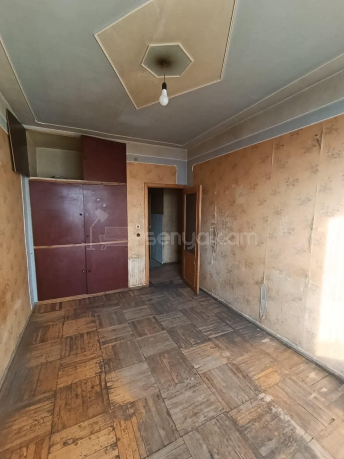 3 Սենյականոց Բնակարան, 72քմ, 4/9 հարկ, Նորմալ Վիճակում, Կահավորված, Արևկող