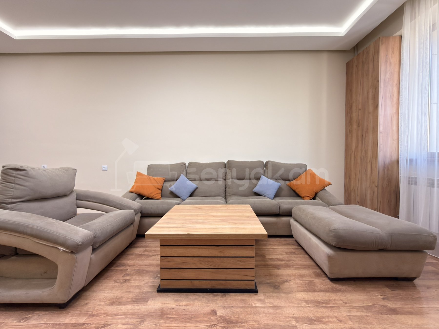 3 Սենյականոց Բնակարան Նորակառույցում, 78քմ, 17/17 հարկ, Կապիտալ Վերանորոգված