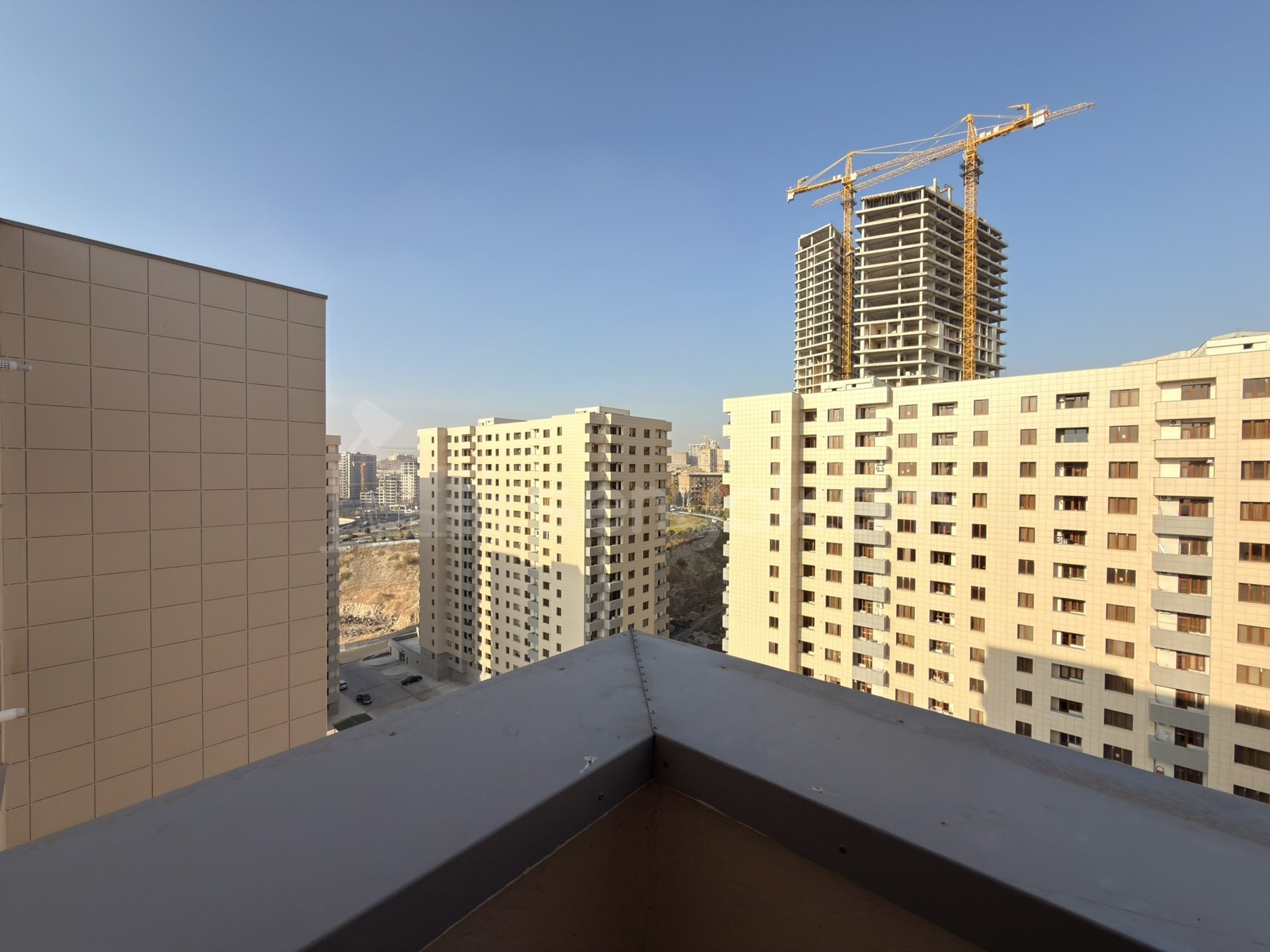 3 Սենյականոց Բնակարան Նորակառույցում, 78քմ, 17/17 հարկ, Դիզայներական Վերանորոգված