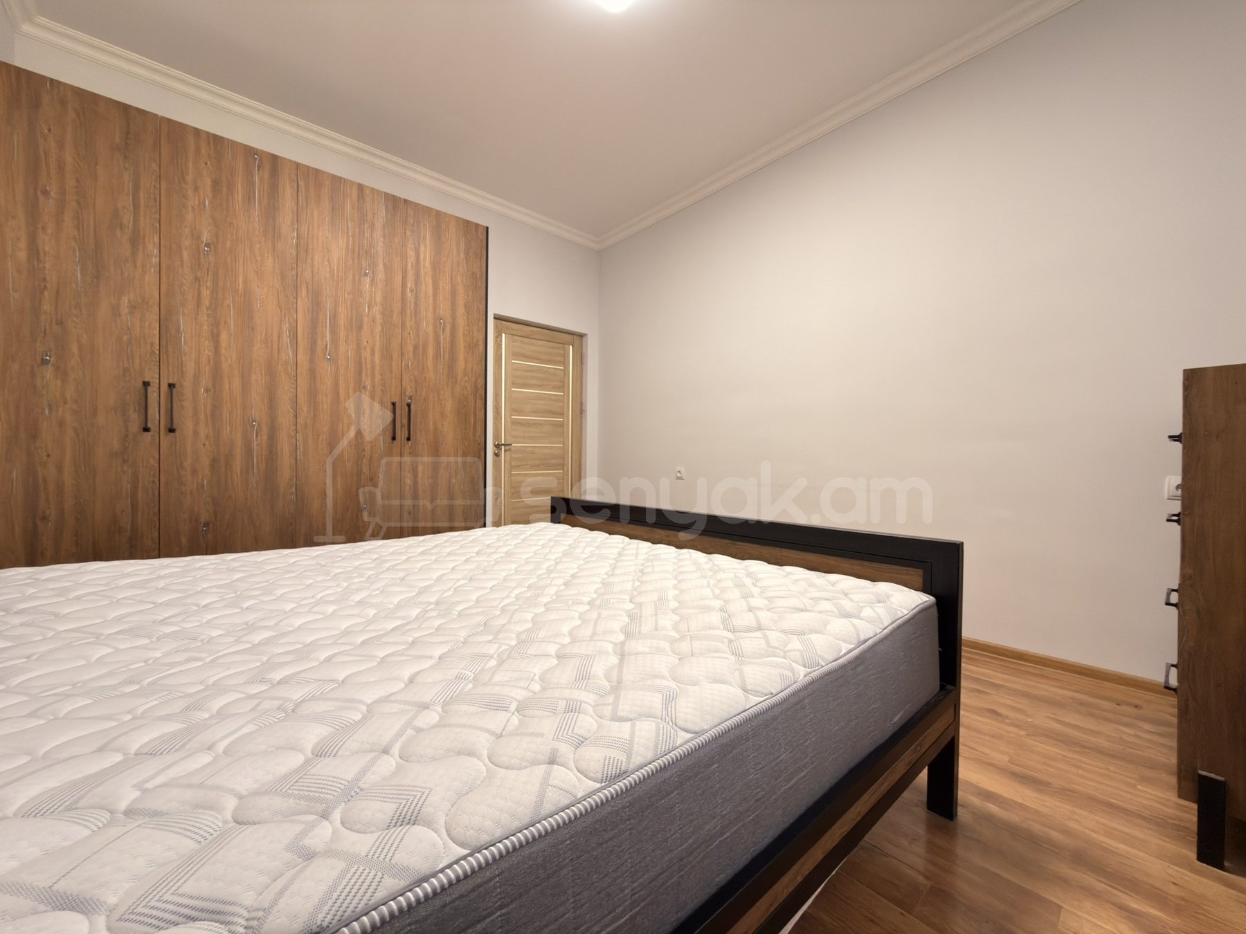 3 Սենյականոց Բնակարան Նորակառույցում, 78քմ, 17/17 հարկ, Դիզայներական Վերանորոգված