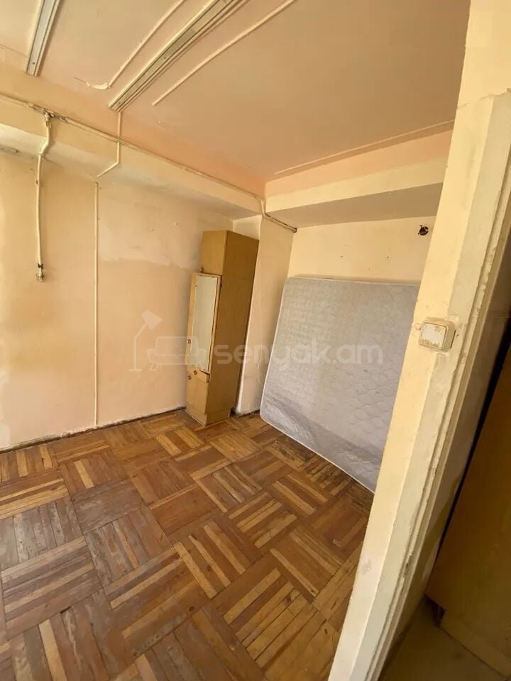 2 Սենյականոց Բնակարան, 48քմ, 3/9 հարկ, Պետական Վիճակում