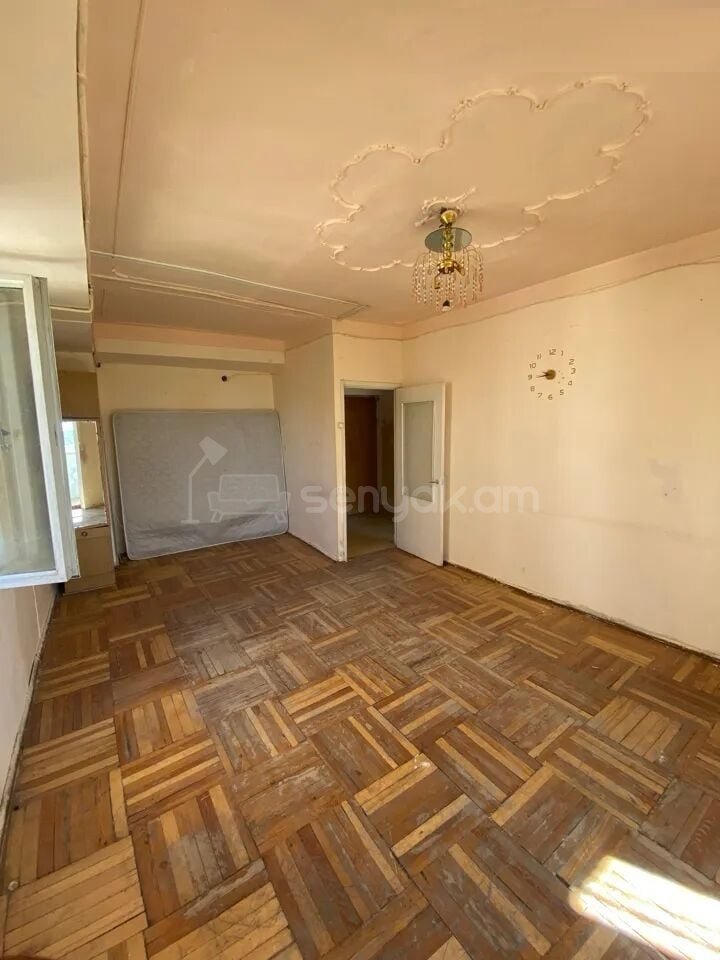 2 Սենյականոց Բնակարան, 48քմ, 3/9 հարկ, Պետական Վիճակում