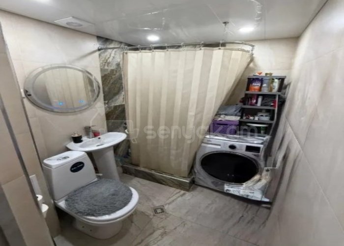 2 Սենյականոց Բնակարան Քարե Շենքում, 50քմ, 2/4 հարկ, Կոսմետիկ Վերանորոգված