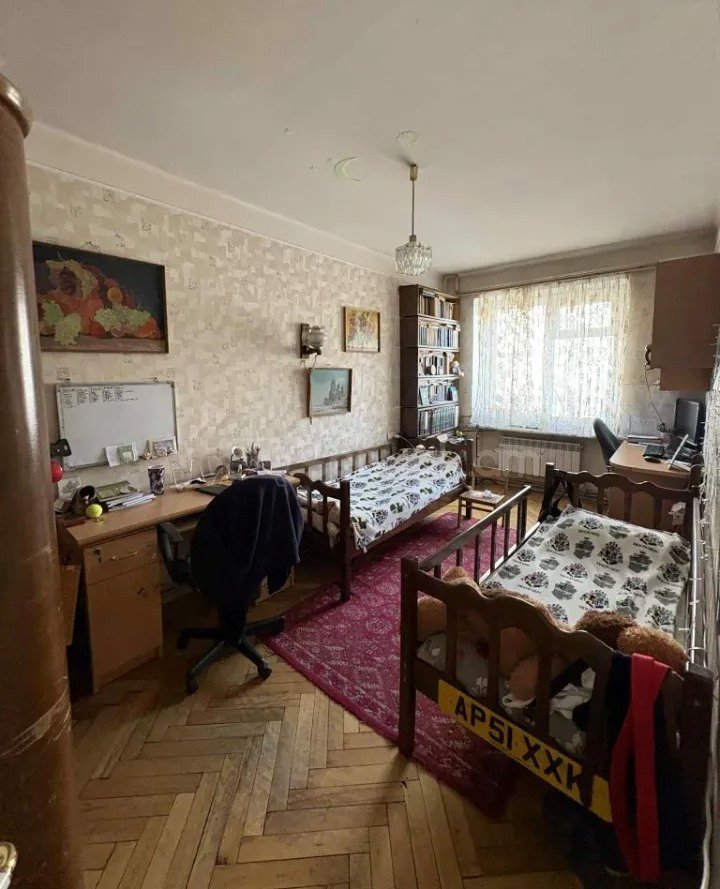 3 Սենյականոց Բնակարան Քարե Շենքում, 77քմ, 6/6 հարկ, Նորմալ Վիճակում