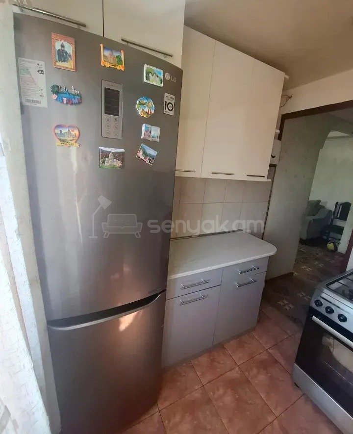 2 Սենյականոց Բնակարան Քարե Շենքում, 52քմ, 4/5 հարկ, Նորմալ Վիճակում