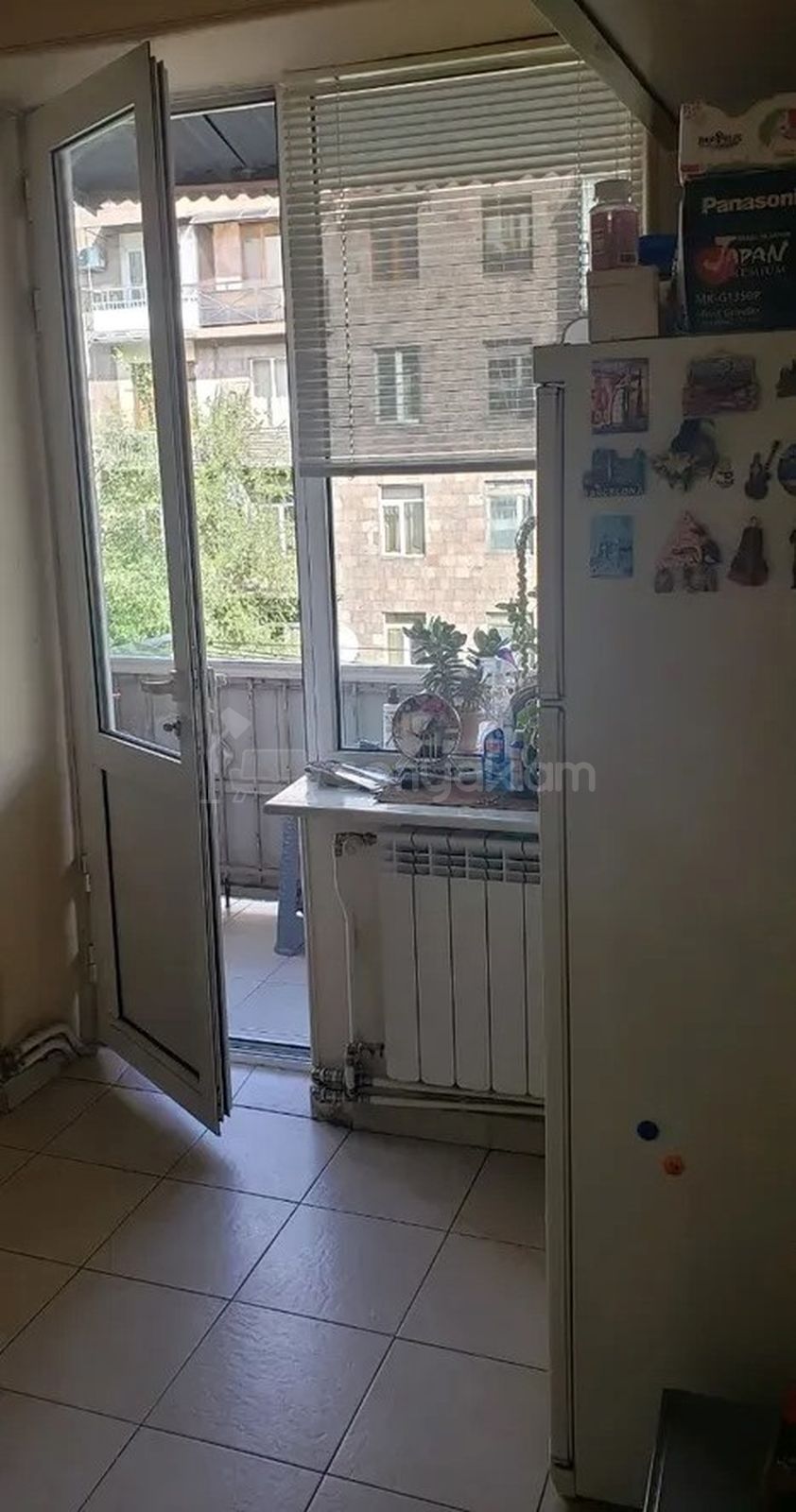 2 Սենյականոց Բնակարան Քարե Շենքում, 57քմ, 4/5 հարկ, Կապիտալ Վերանորոգված