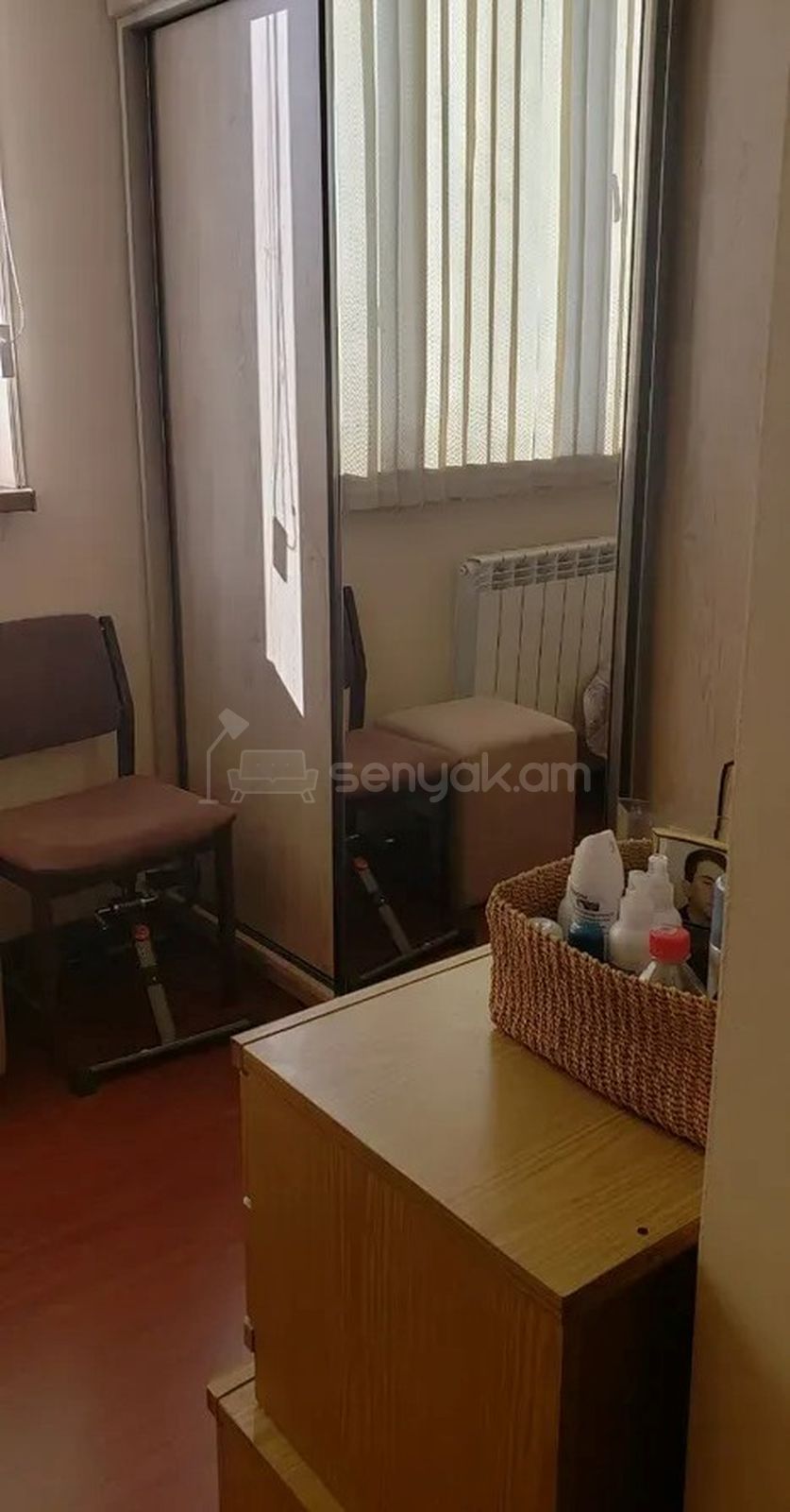 2 Սենյականոց Բնակարան Քարե Շենքում, 57քմ, 4/5 հարկ, Նորմալ Վիճակում