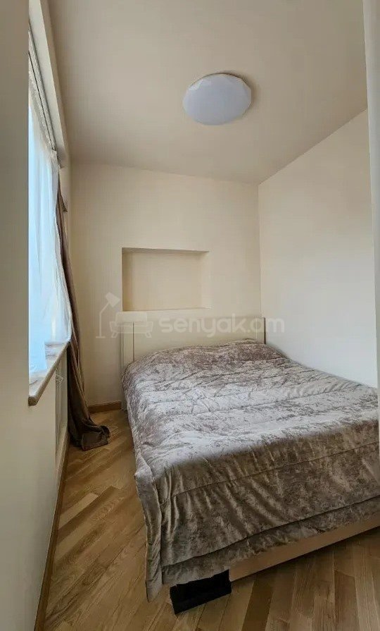 2 Սենյականոց Բնակարան Քարե Շենքում, 47քմ, 5/7 հարկ, Կապիտալ Վերանորոգված