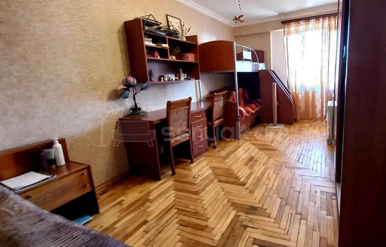 3 Սենյականոց Բնակարան, 101քմ, 11/14 հարկ, Կոսմետիկ Վերանորոգված