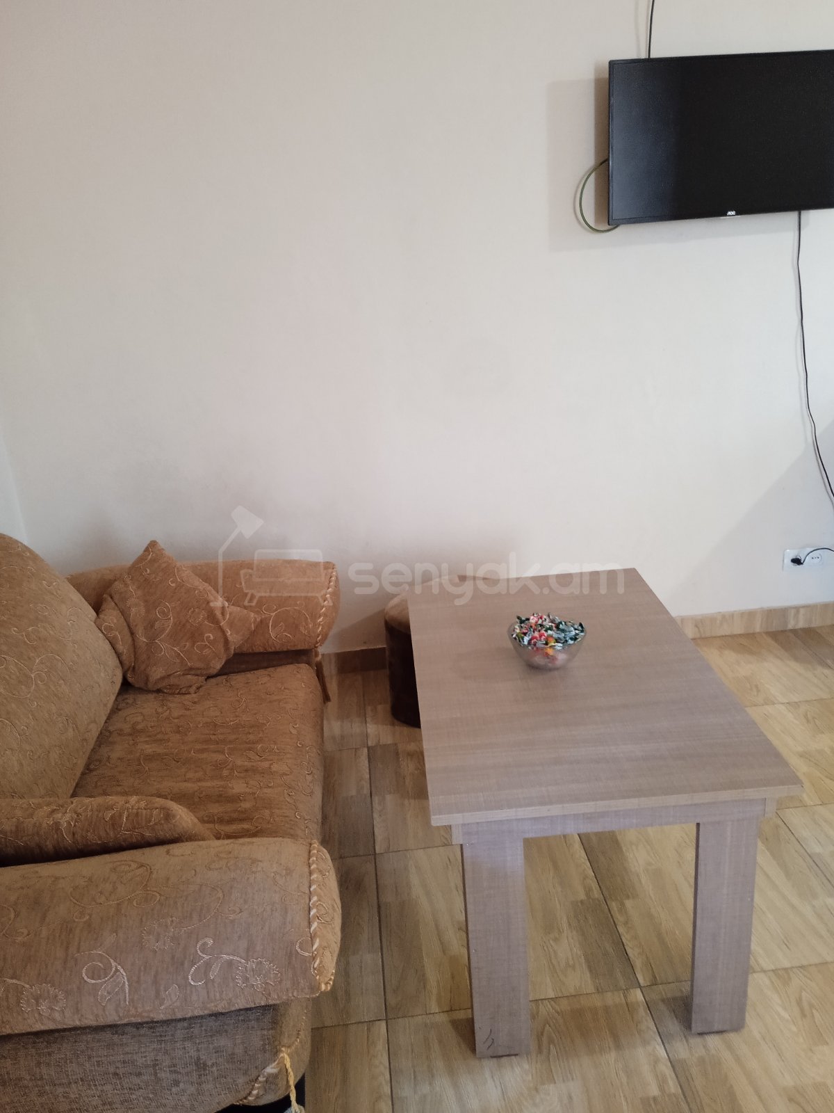 1 Սենյականոց Բնակարան Նորակառույցում, 30քմ, 2/3 հարկ, Կապիտալ Վերանորոգված