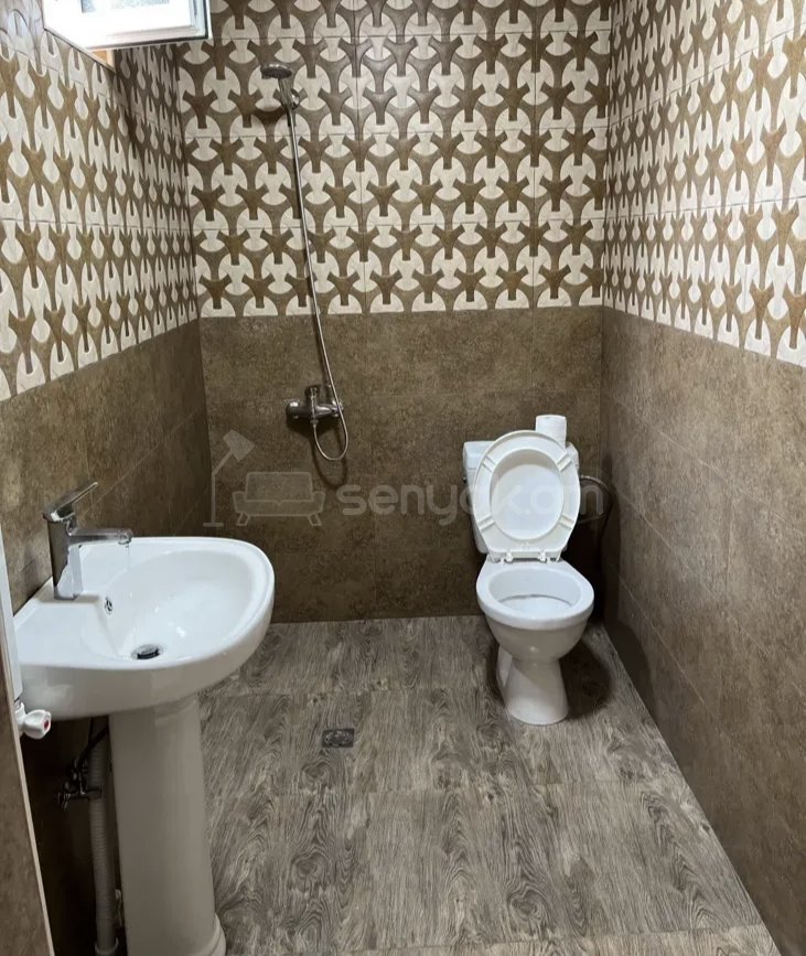 2 Սենյականոց Բնակարան, 56քմ, 2/5 հարկ, Նորմալ Վիճակում, Կահավորված, Արևկող