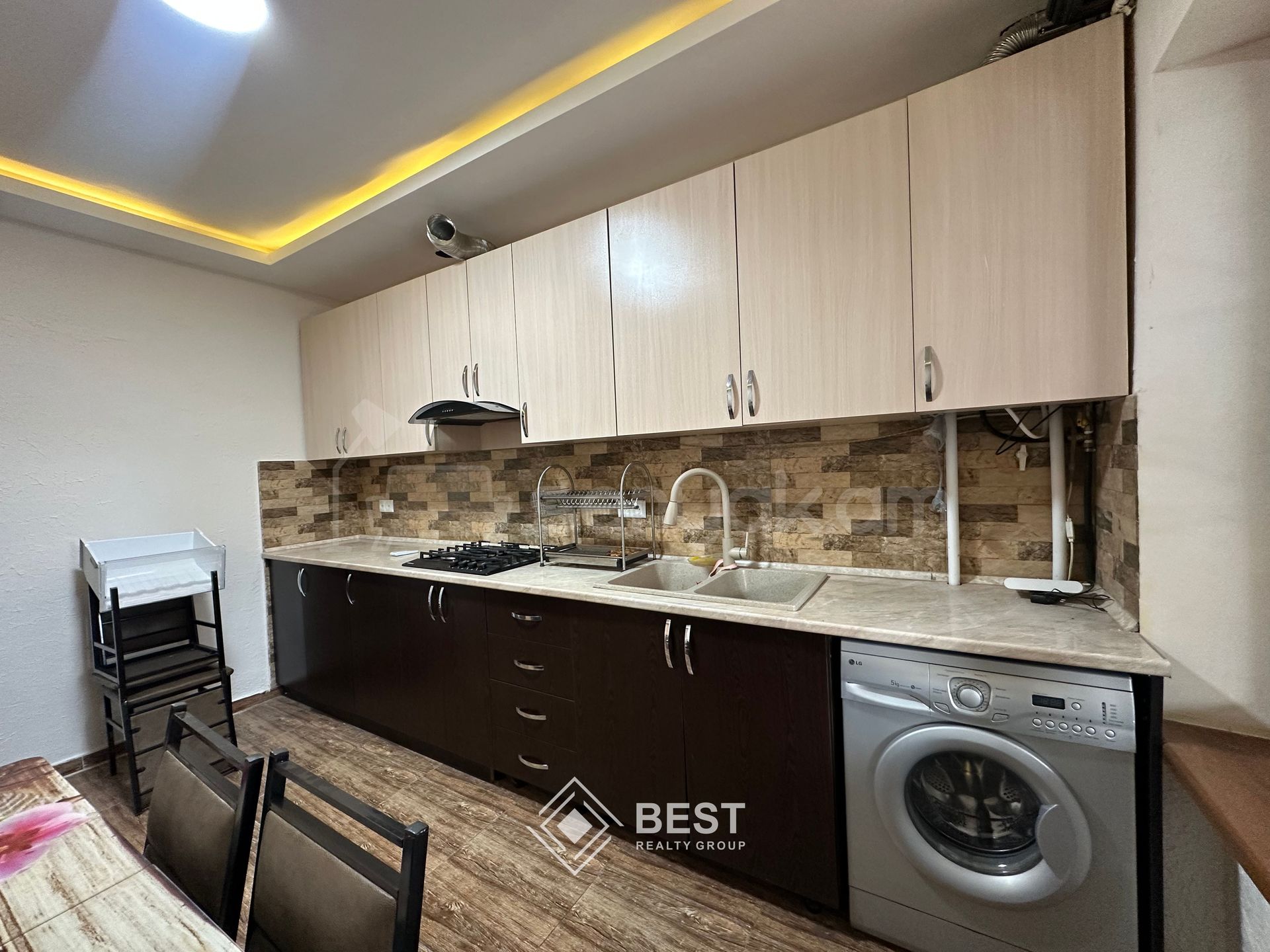 3 Սենյականոց Սեփական Տուն, 100քմ, Կապիտալ Վերանորոգված, Ավտոտնակով