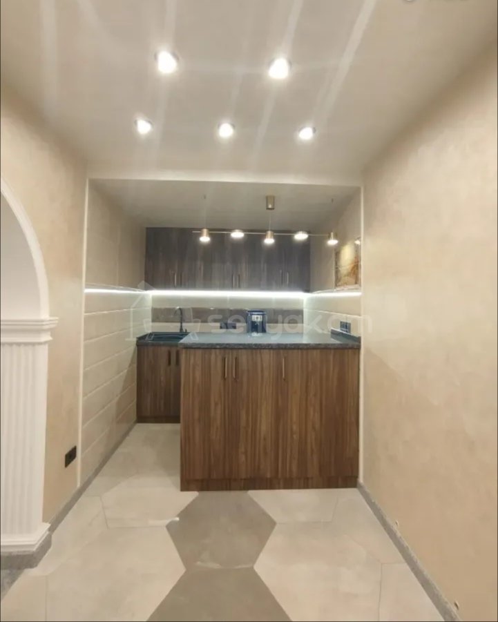 2 Սենյականոց Բնակարան Քարե Շենքում, 60քմ, 1/4 հարկ, Կապիտալ Վերանորոգված, Կահավորված