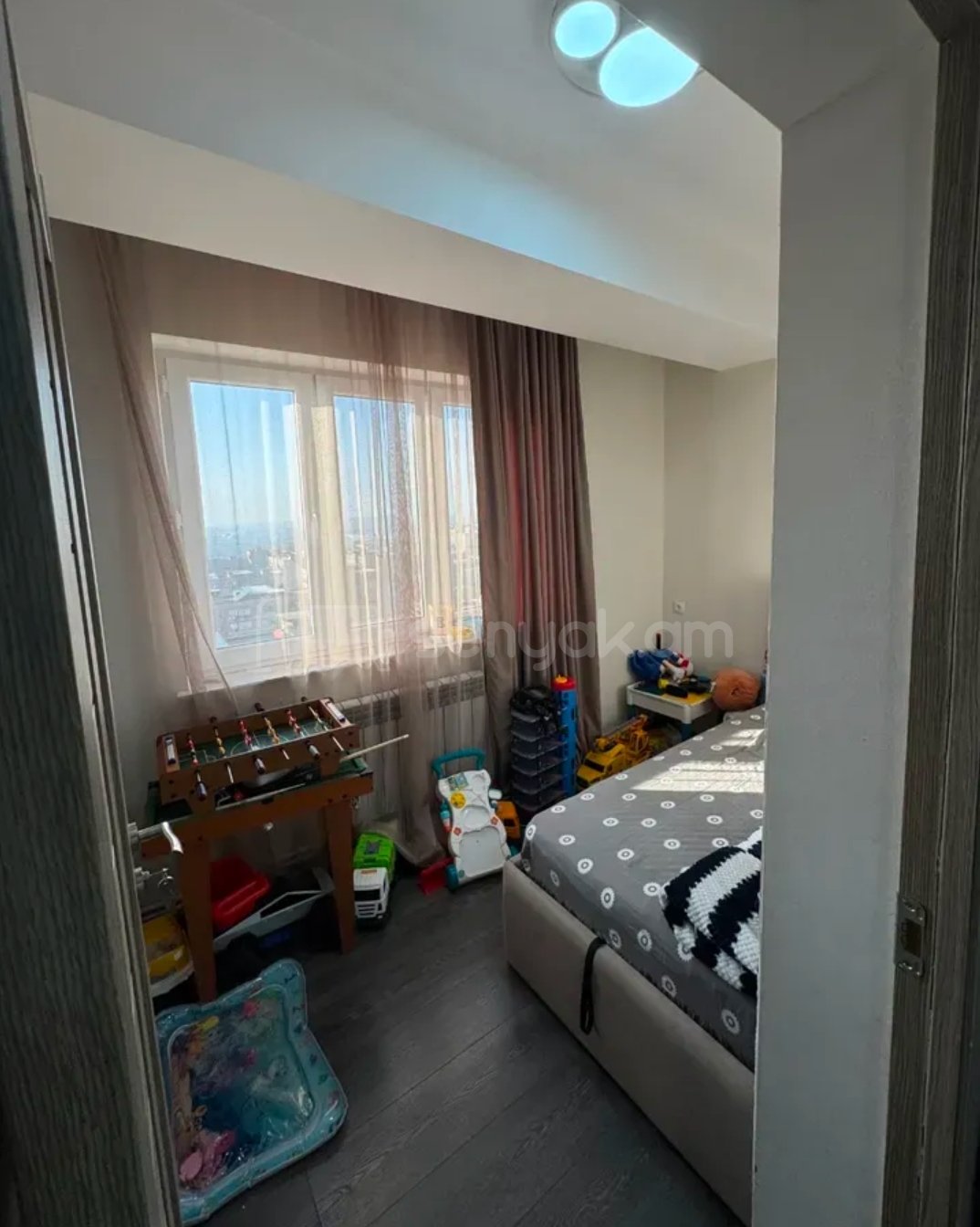 3 Սենյականոց Բնակարան, 66քմ, 13/14 հարկ, Դիզայներական Վերանորոգված, Կահավորված, Արևկող