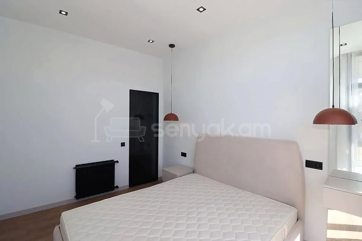 3 Սենյականոց Բնակարան Քարե Շենքում, 61քմ, 3/4 հարկ, Կապիտալ Վերանորոգված