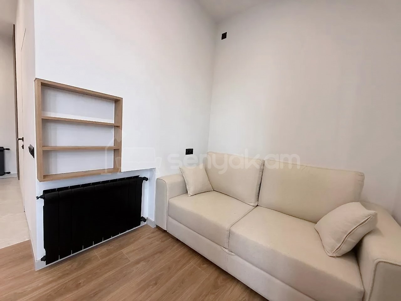 3 Սենյականոց Բնակարան Քարե Շենքում, 61քմ, 3/4 հարկ, Կապիտալ Վերանորոգված