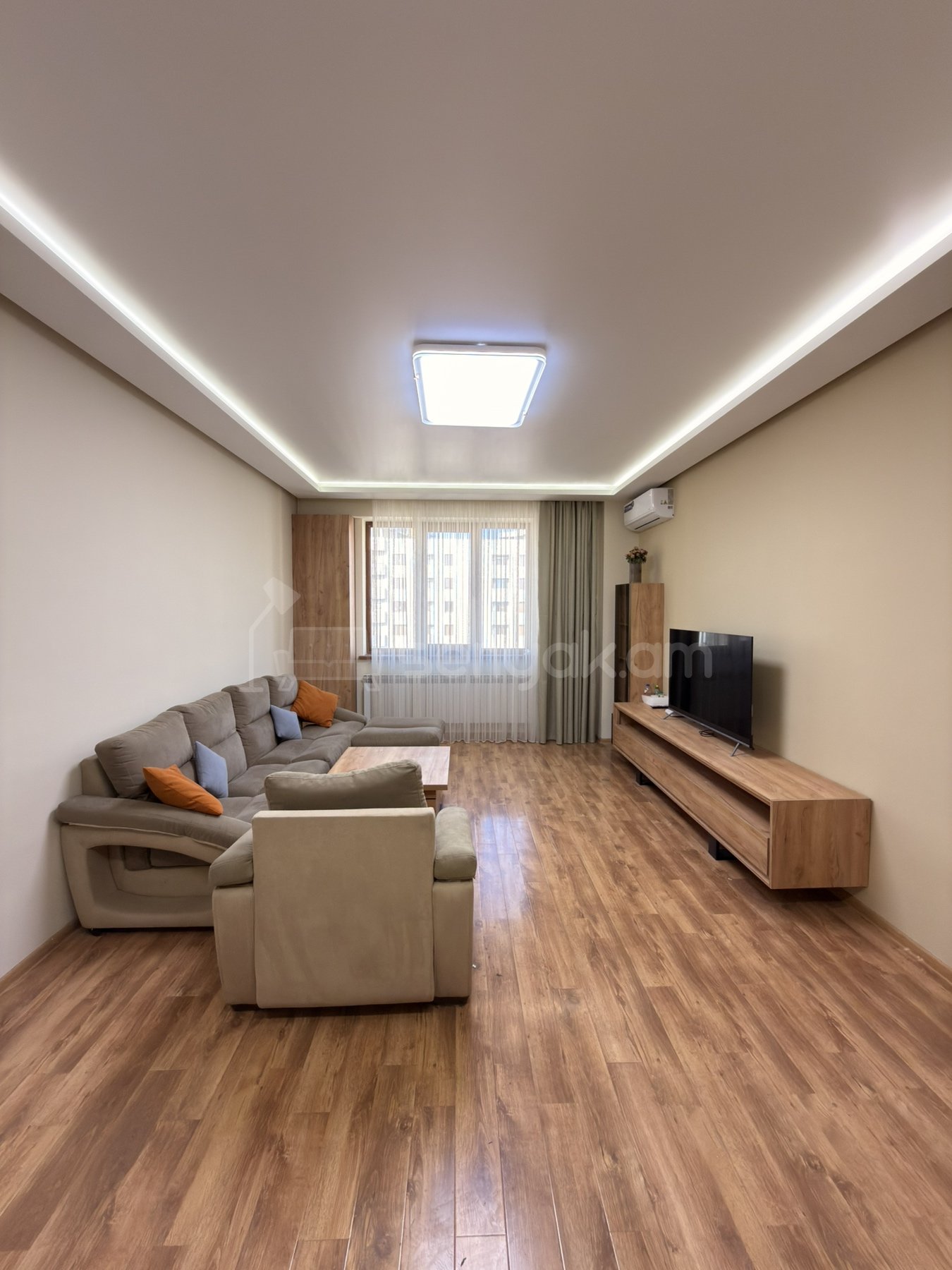 3 Սենյականոց Բնակարան, 78քմ, 17/17 հարկ, Դիզայներական Վերանորոգված, Կահավորված, Արևկող