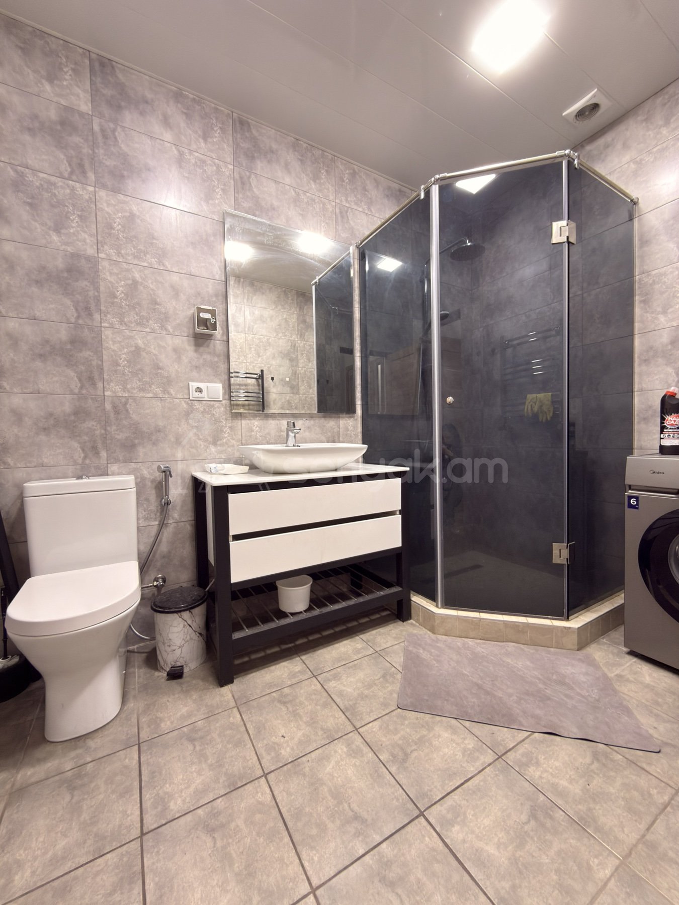 3 Սենյականոց Բնակարան, 78քմ, 17/17 հարկ, Դիզայներական Վերանորոգված, Կահավորված, Արևկող