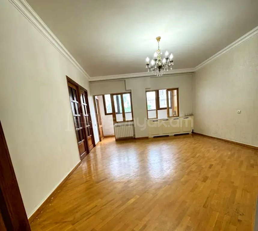 3 Սենյականոց Բնակարան, 76քմ, 3/12 հարկ, Կապիտալ Վերանորոգված