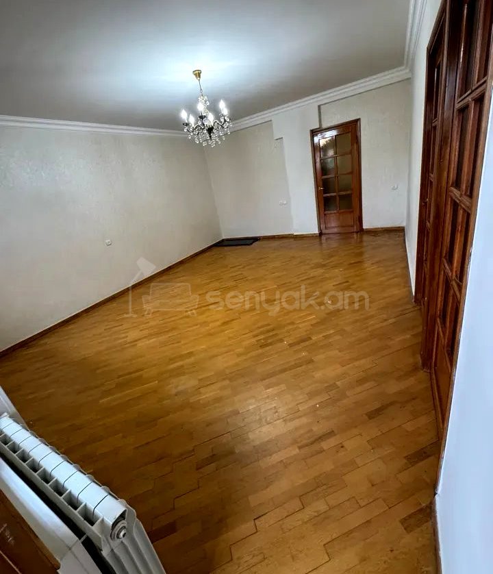 3 Սենյականոց Բնակարան, 76քմ, 3/12 հարկ, Կապիտալ Վերանորոգված