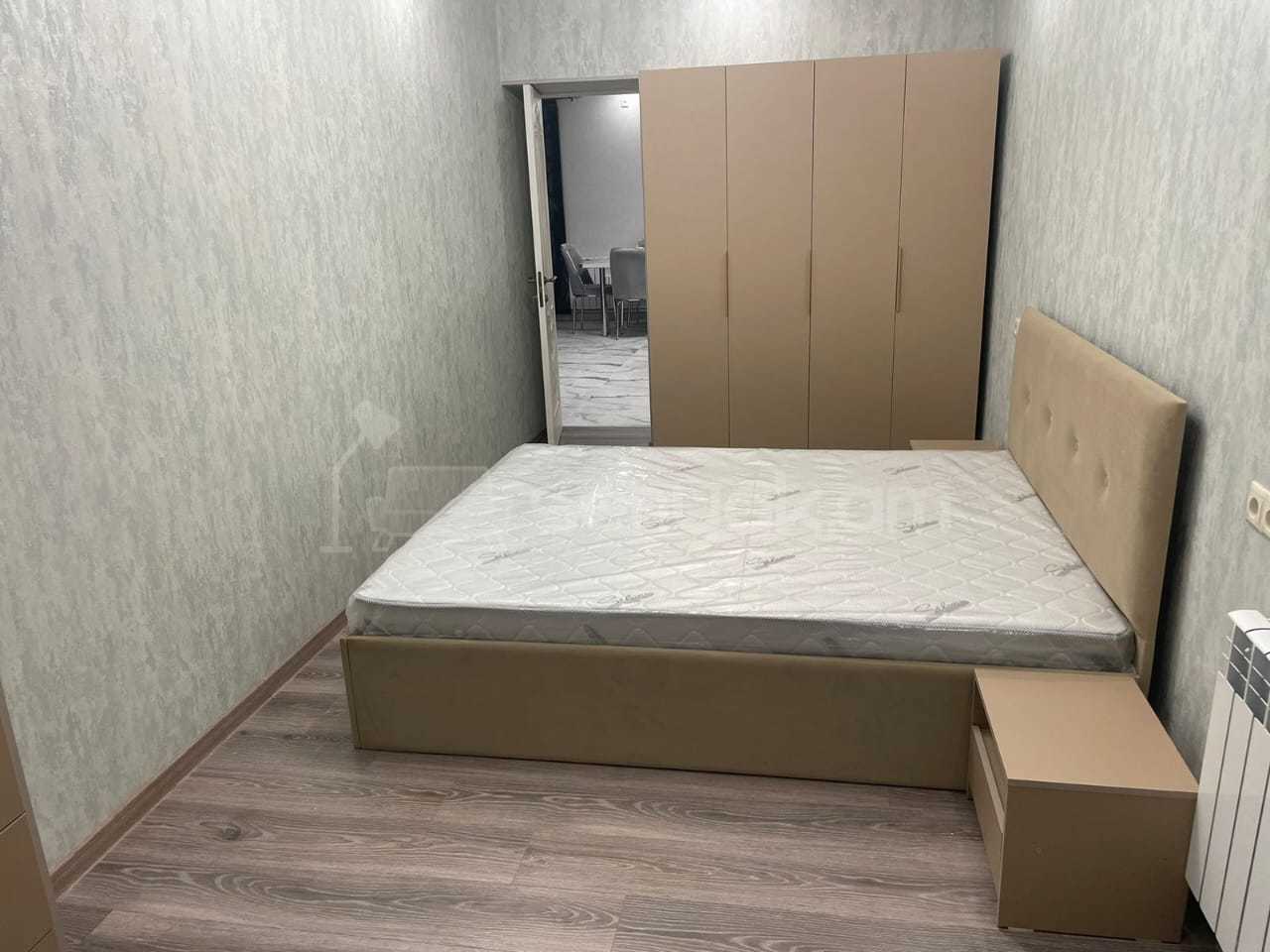 2 Սենյականոց Բնակարան Քարե Շենքում, 54քմ, 3/5 հարկ, Կապիտալ Վերանորոգված, Կահավորված, Արևկող